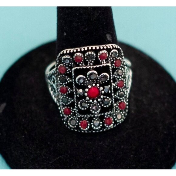 Vintage Middle-Eastern Ring, Size 10 - E27 - Picture 1 of 3